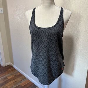Women's Black Patterned Tank Top by Under Armour - Size Medium?